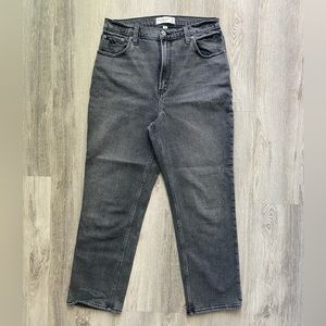 Abercrombie & Fitch the Ankle Straight Ultra High Rise Size 28 / 6R